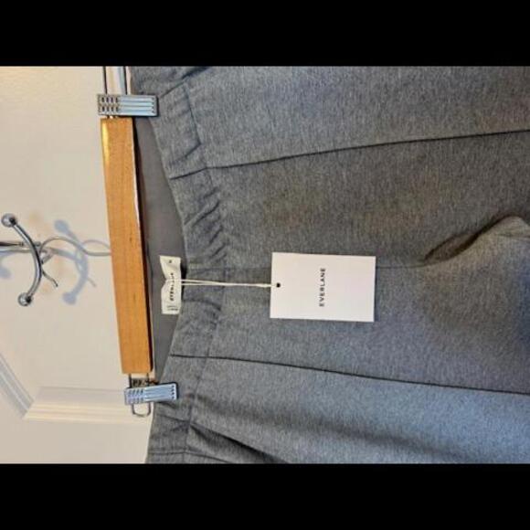 Everlane - The Dream Pant - Picture 4 of 6